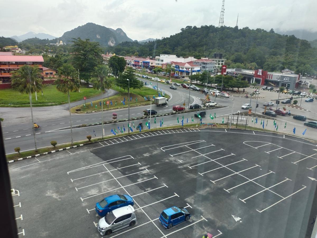 Alish Studio Apartment With Pool, Netflix, Wifi Gua Musang Bagian luar foto